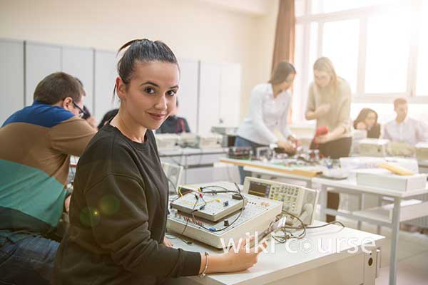 اعتبار مدرک فنی و حرفه‌ای | مزایا و کاربرد داخلی و بین‌المللی مدرک مهارتی شما